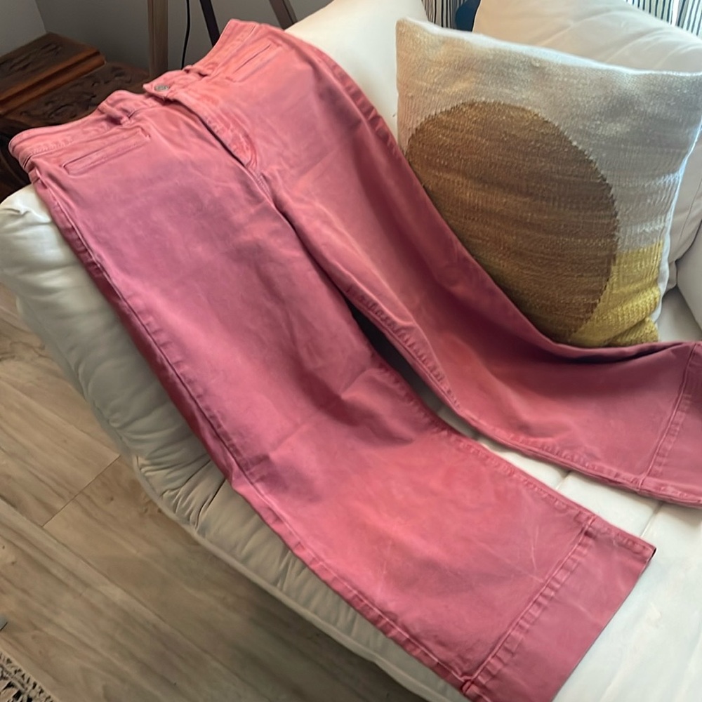 LOFT jeans size 29/8 wide leg crop in dusty rose color